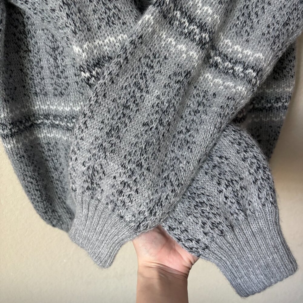 Baby Alpaca Men's XL Printed Gray Full Zip Front Cardigan Jacket Made in Peru - Picture 7 of 12